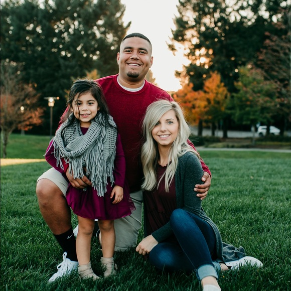 Meet your Posher, Rachel - Picture 4 of 5